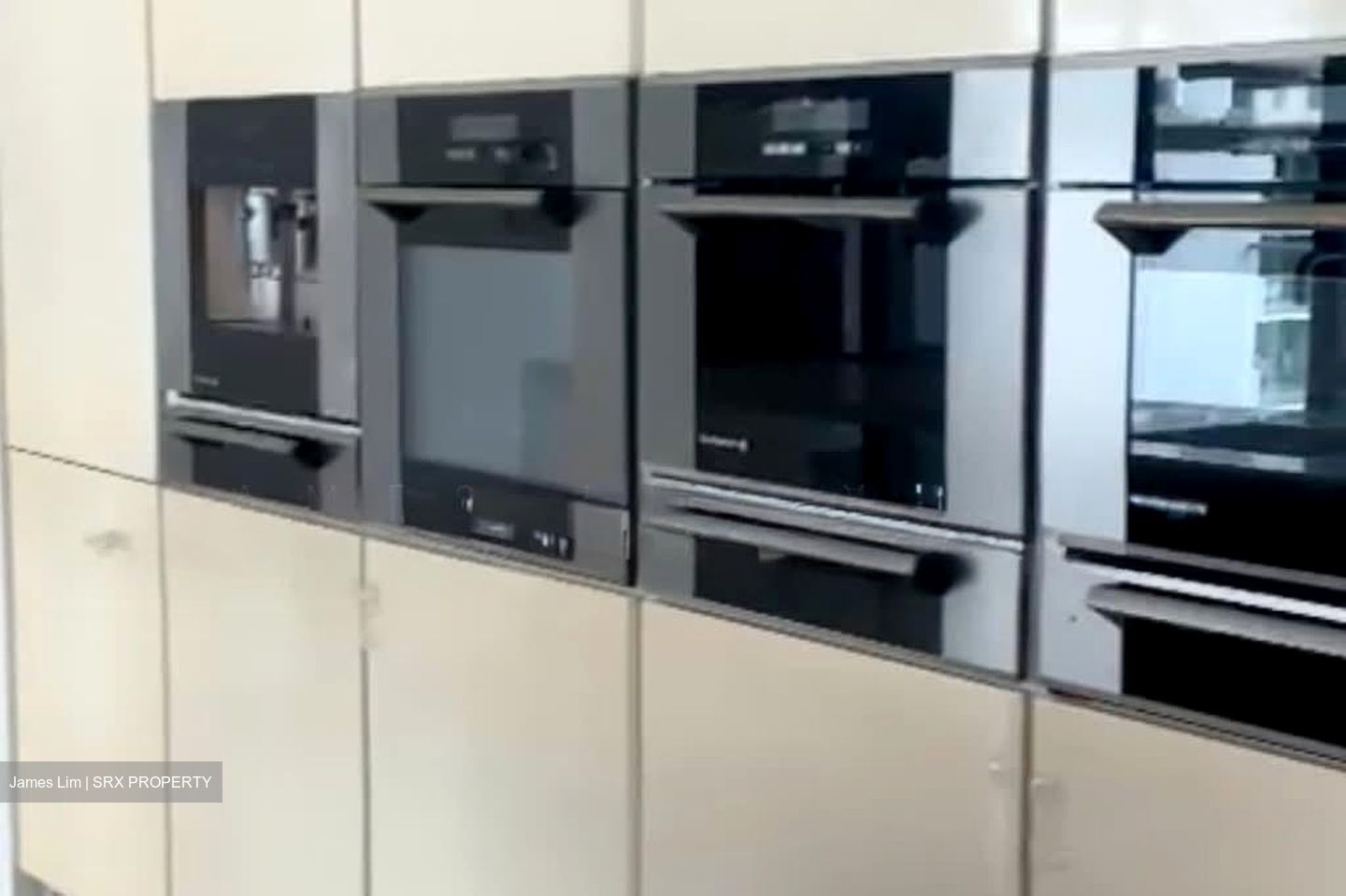Parvis (D10), Condominium #565069811
